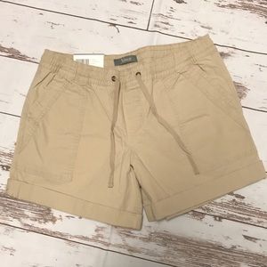 NWT Women’s Natural Reflections Shorts